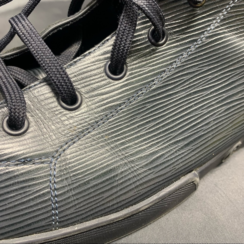 Louis Vuitton High Too Sneakers - Picture 12 of 12